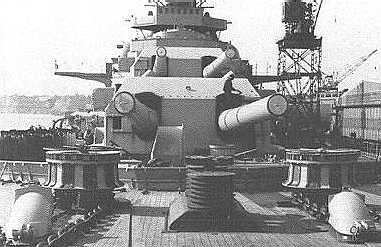 WNGER_15-52_skc34_Bismarck_turrets_pic.jpg