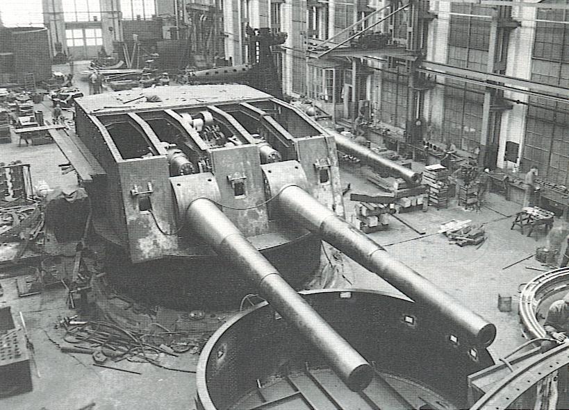 WNFIN_10-45_Bofors_open_turret_pic.jpg