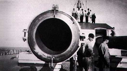 WNGER_15-52_skc34_Tirpitz_muzzle_pic.jpg