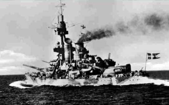 WNSweden_11-45_m1912_Drottning_Victoria_pic.jpg