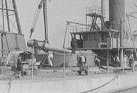 WNUS_10-30_mk1_Miantonomoh_gun_pic.jpg