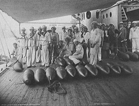 WNUS_12-35_mk1_Texas_unloading_pic.jpg
